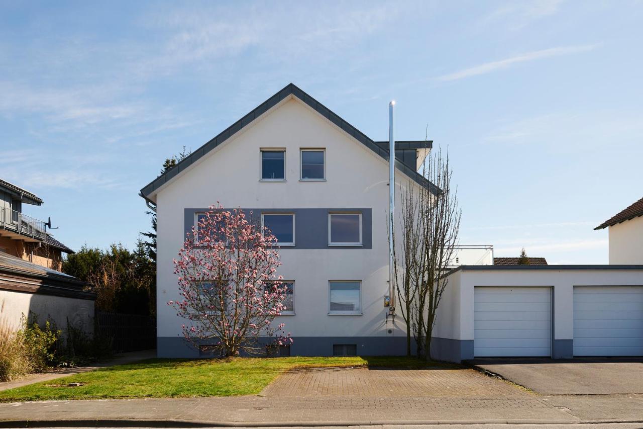 Grosszuegig & Stilvoll Parkplatz ,Ruhige Lage, 5 Personen, Langzeit Apartment Paderborn Luaran gambar