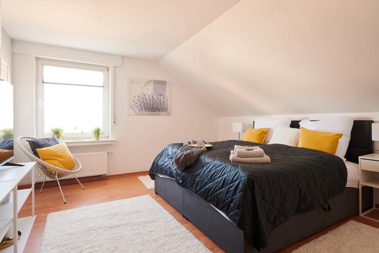 Grosszuegig & Stilvoll Parkplatz ,Ruhige Lage, 5 Personen, Langzeit Apartment Paderborn Luaran gambar